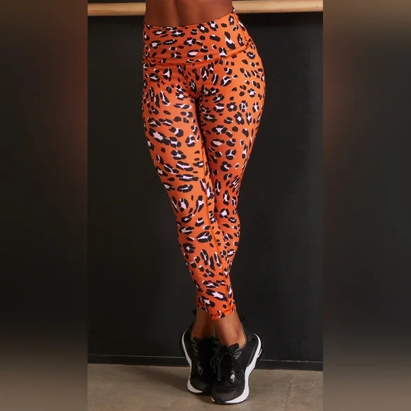 Fabletics Define PowerHold High-Waisted 7/8 Leopard Print Leggings Size 3X - Picture 4 of 16